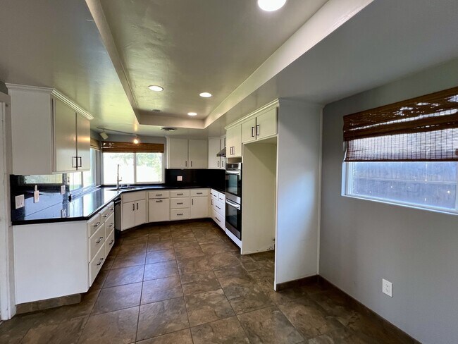 Foto del edificio - 6508 Landfair Dr