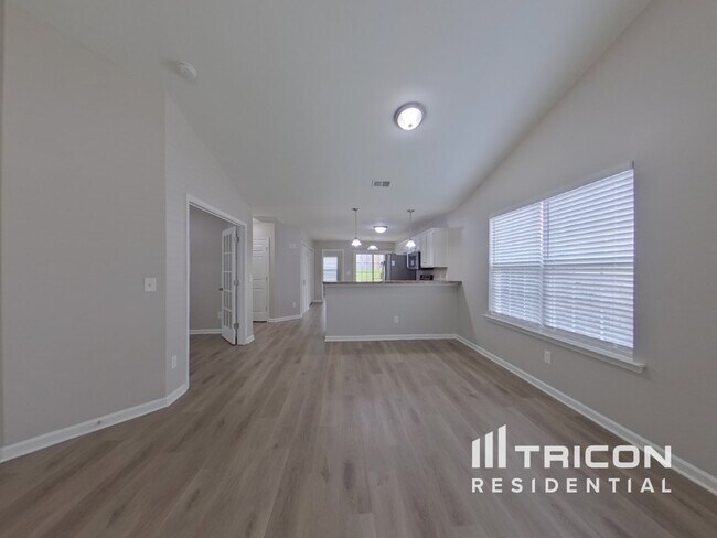 Foto del edificio - 158 Bonhomme Cir