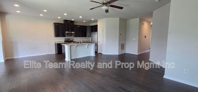 Foto del edificio - 7347 Raylee Ave SW