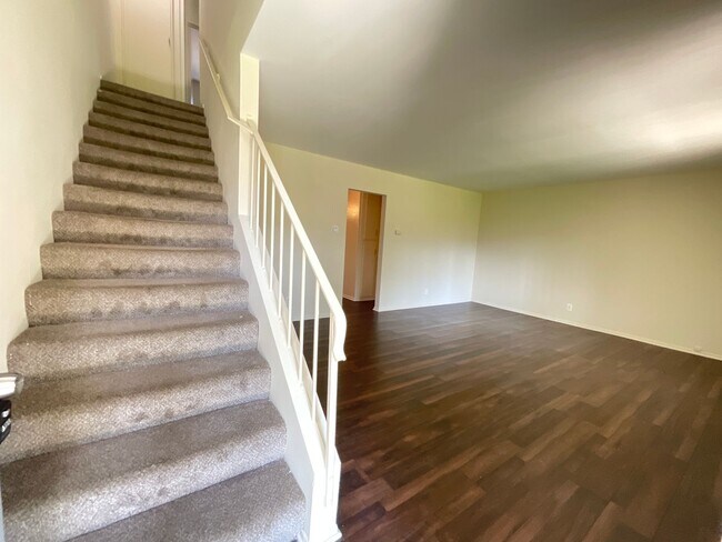 Foto del edificio - Amazon7621