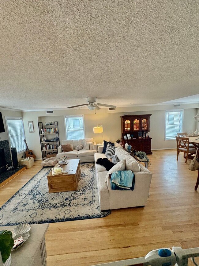 Foto del edificio - 2300 Bergen Ct
