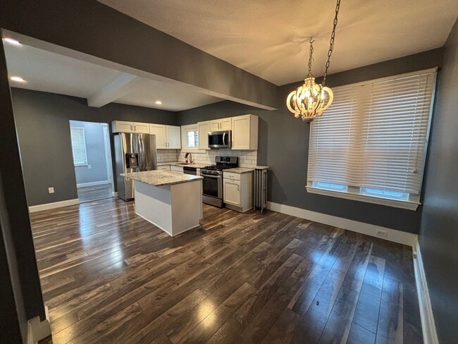 Building Photo - 4200 Whitman Ave