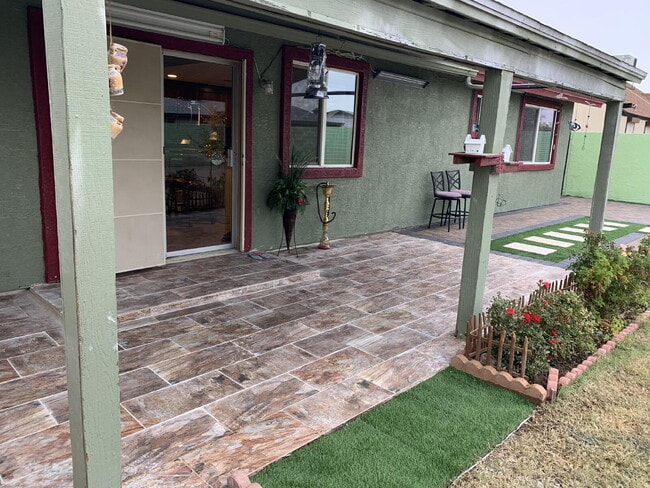 Foto del edificio - Desert Valley Estates Charm