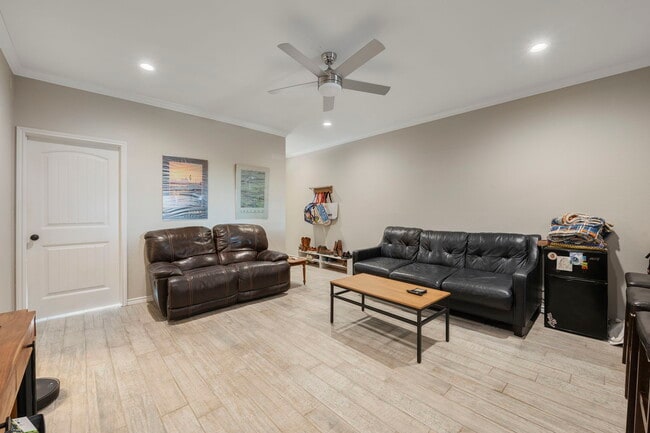 Foto del edificio - 3317 Wakewell Ct