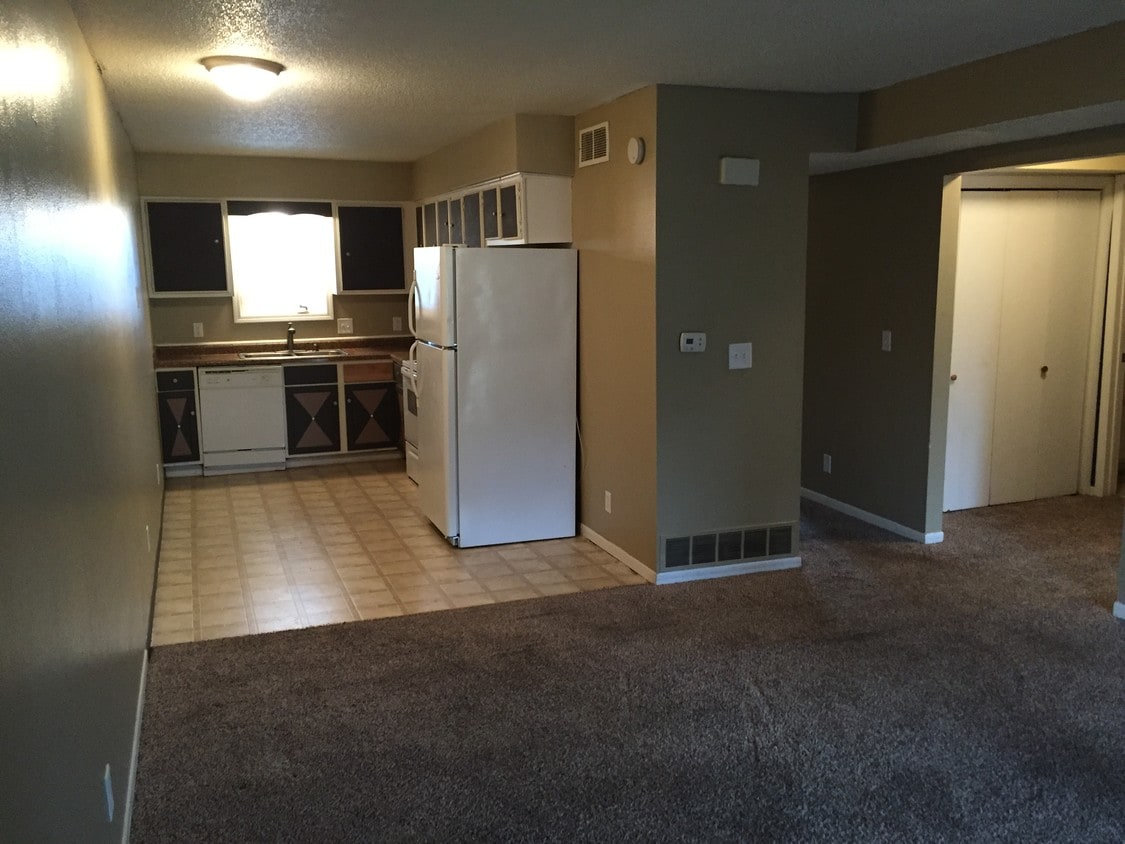 Kitchen - 630 N 9th St