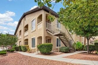 Building Photo - 3320 Cactus Shadow St