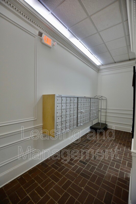 Foto del edificio - 14 Lockwood Drive