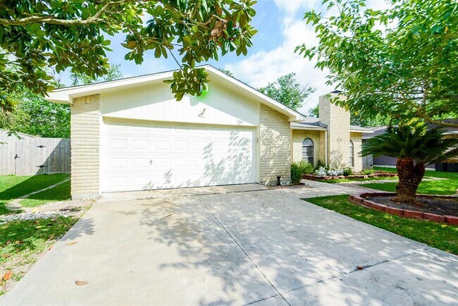 Foto del edificio - 4034 Coltwood Dr