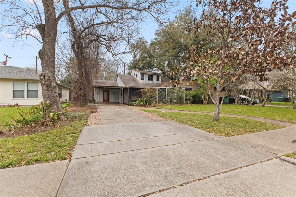 Primary Photo - 4034 Woodcraft St