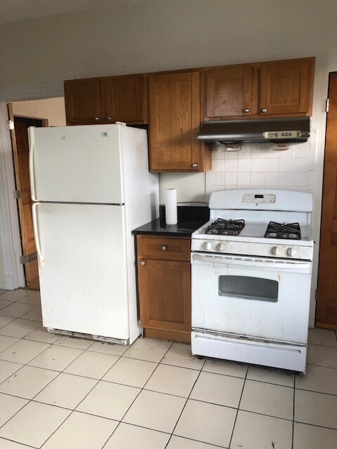 Photo - 190 Highland St Apartment