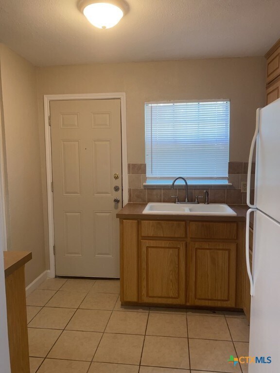 Foto del edificio - 2007 Elkins Ave