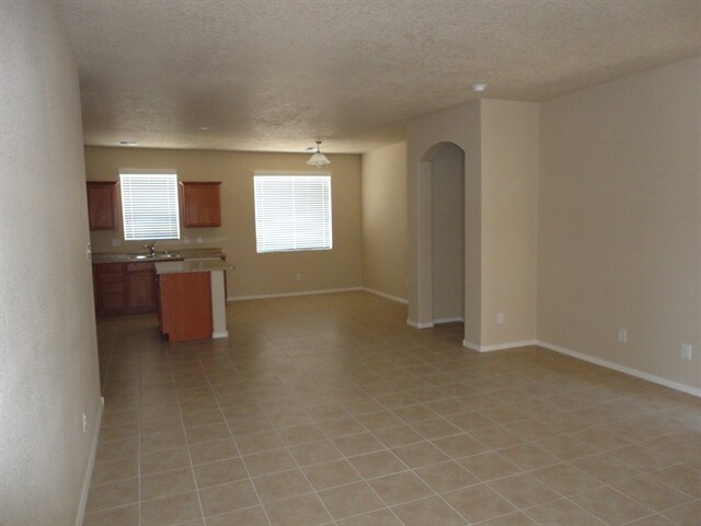 Building Photo - 1139 Northern Lights Way