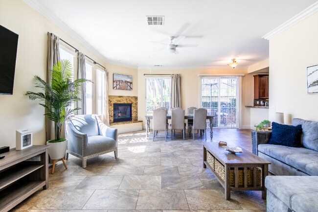 Foto del edificio - 202 Alexander Ct