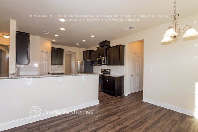 Foto del edificio - 167 Sassafras Rd