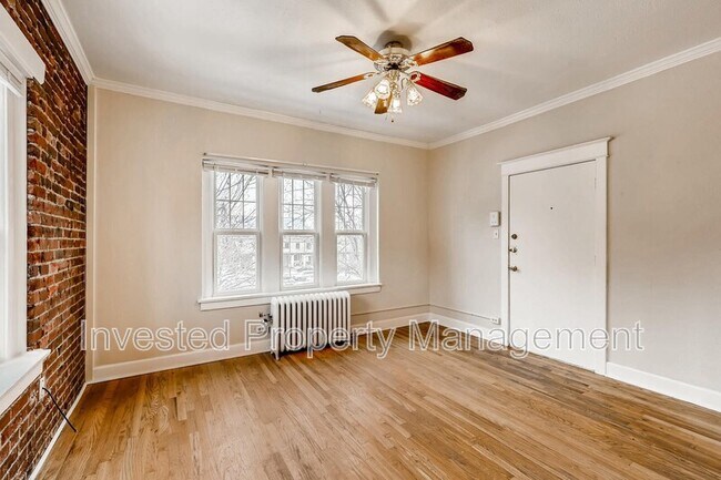 Foto del edificio - 1341 N Washington St