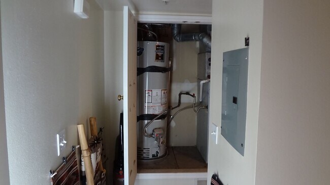 Foto del edificio - One Bedroom near Utah Valley Hospital and Provo Recreation Center