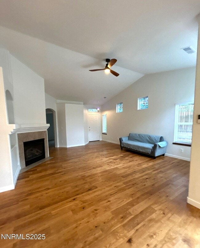 Building Photo - 130 Summerset Dr