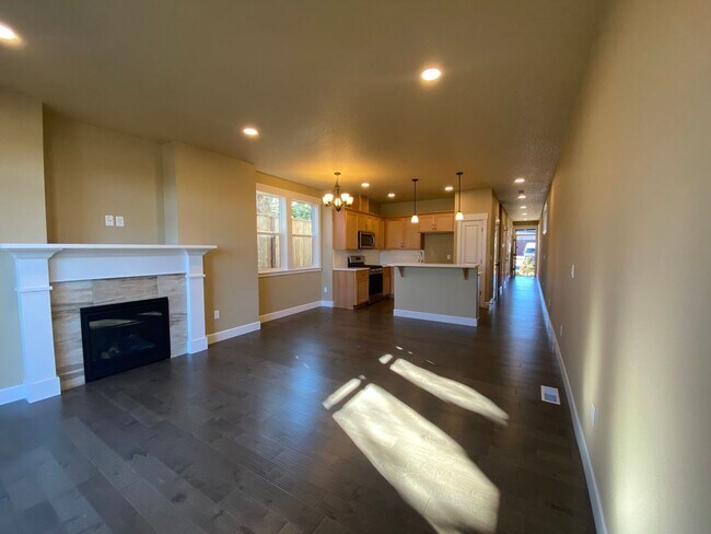 Foto del edificio - Newer 3 Bedroom House in Kenton!!