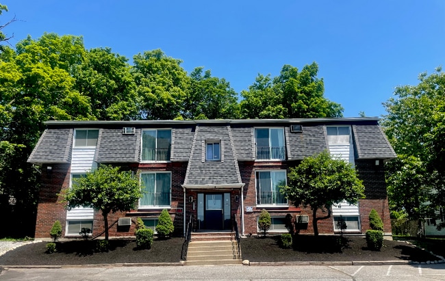 Foto del edificio - 215 215 mammoth Rd