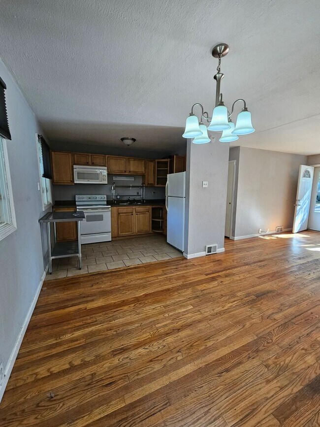 Foto del edificio - 1618 Sangamon Dr