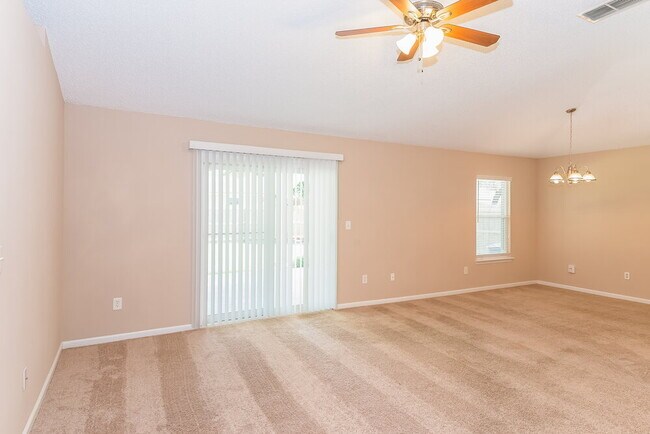Foto del edificio - 4479 Cobblefield Cir W