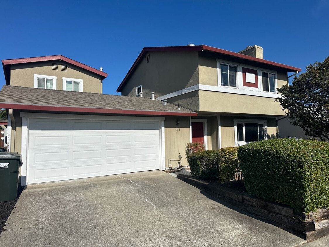 Primary Photo - 106 Gill Way
