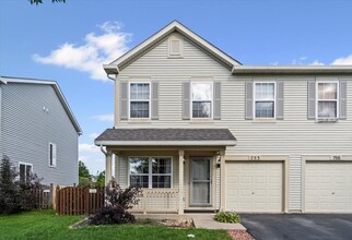 Building Photo - 753 Zachary Dr