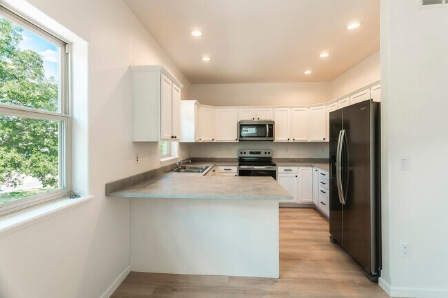 Foto del edificio - 94 Castle Ridge Dr