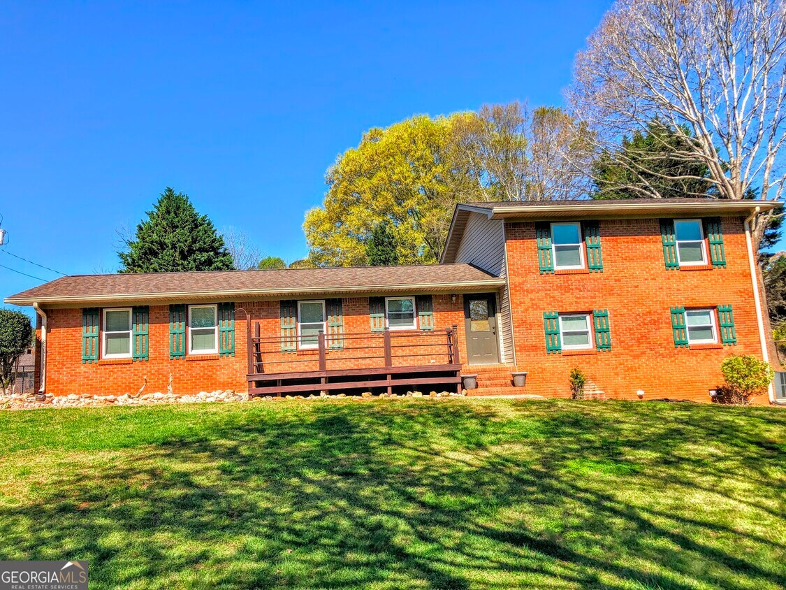Foto principal - 5030 Strickland Rd