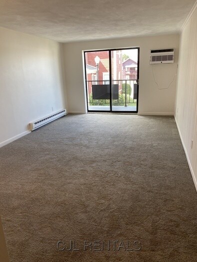 Building Photo - 25 Brooks Park