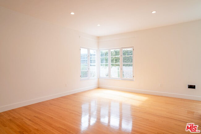 Foto del edificio - 1021 17th St