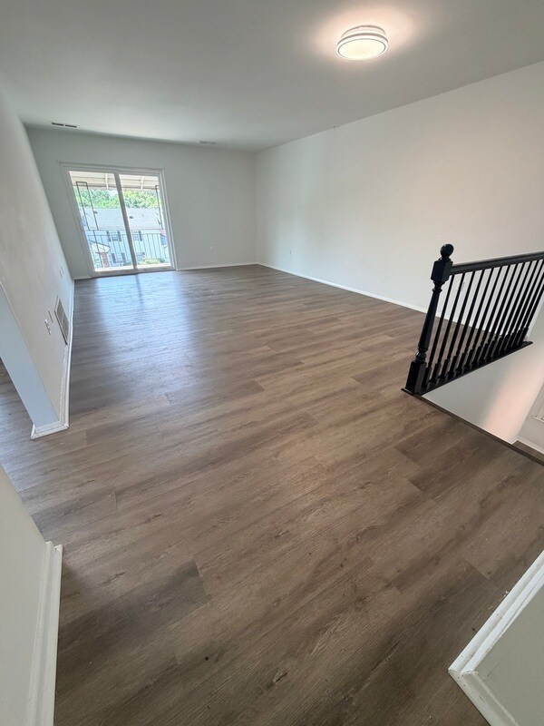Building Photo - 39 Rock Garden Ln