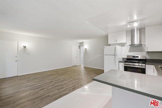 Building Photo - 4724 Walden Cir