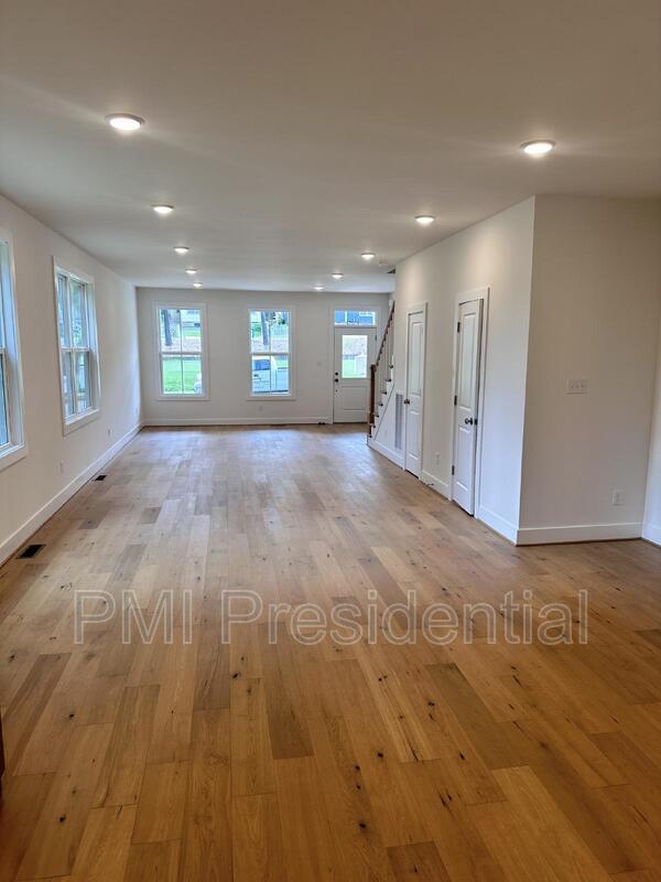 Foto del edificio - 424 E 15th St