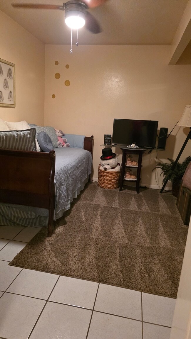 Foto del edificio - 5234 Mulford St