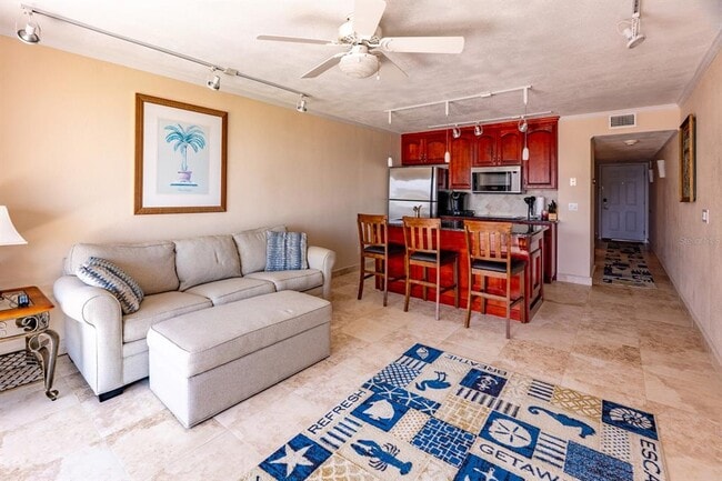 Building Photo - 2506 N Rocky Point Dr