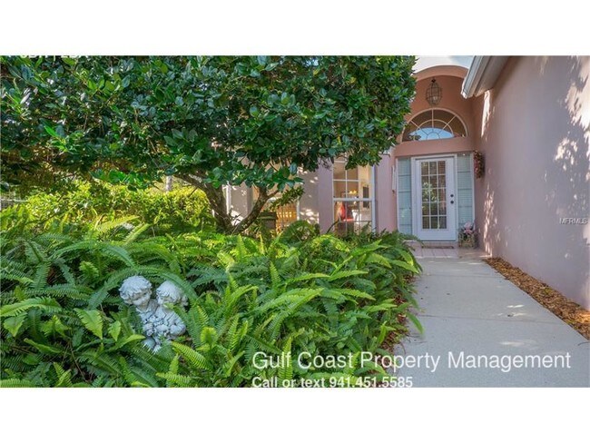 Foto del edificio - 7163 Victoria Cir