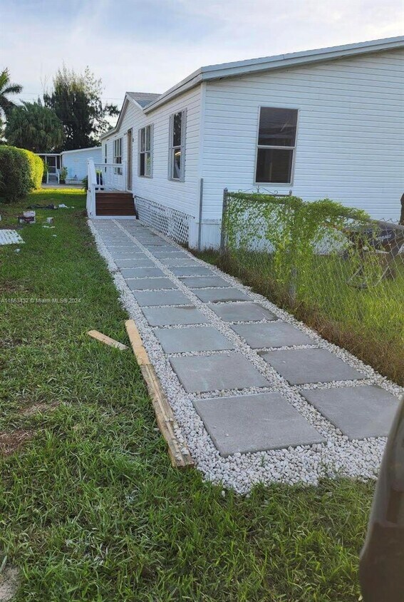 Primary Photo - 35250 SW 177th Ct