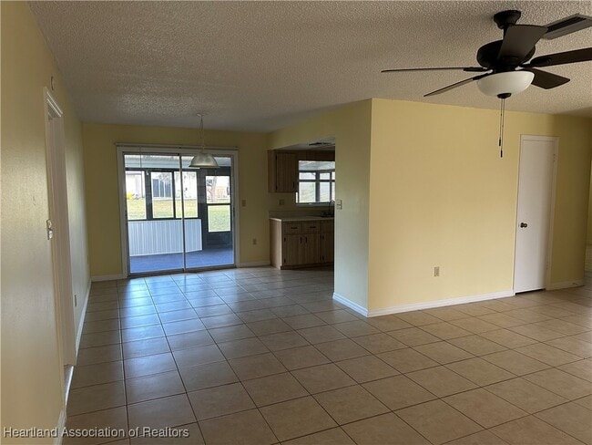 Building Photo - 3715 Castile Ave