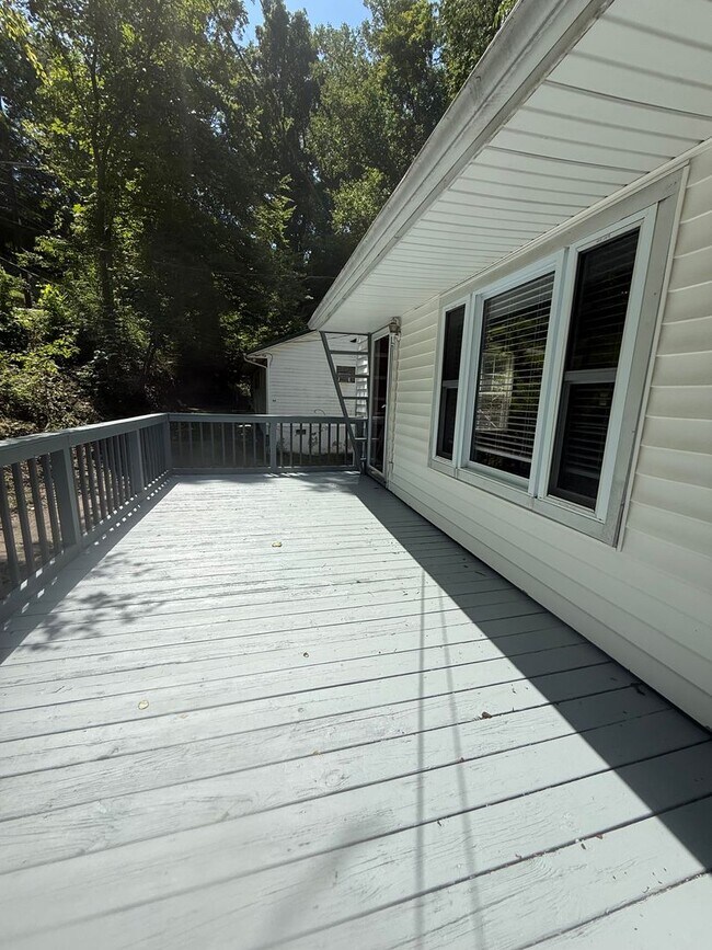 Foto del edificio - 3 Bedroom Single Family Home