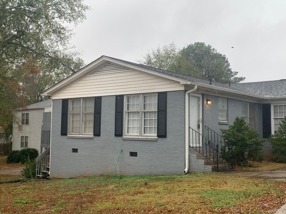 Primary Photo - Duplex in Taylors 3 bed/ 2 bath