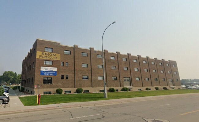 Foto del edificio - Simon Warehouse