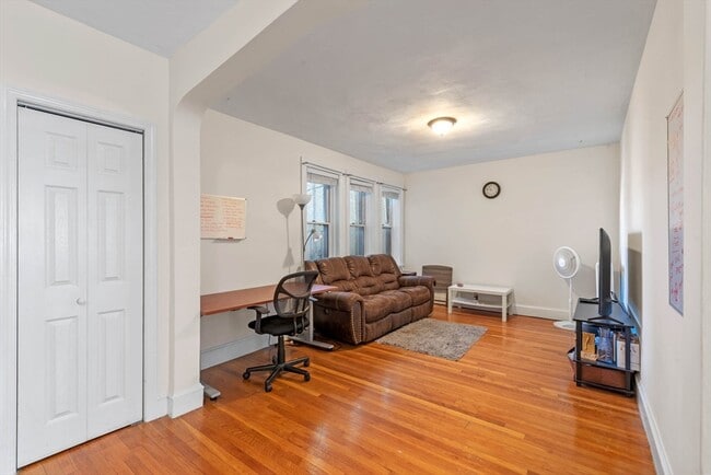 Building Photo - 1666 Commonwealth Ave