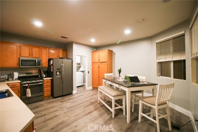 Building Photo - 25250 Stepping Stone Cir