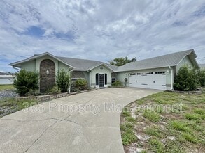 Building Photo - 6153 Mountain Way Ave