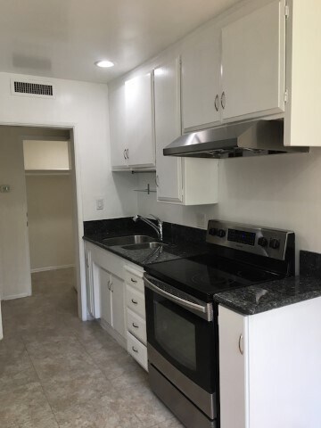 Foto del edificio - 3407 Huxley St