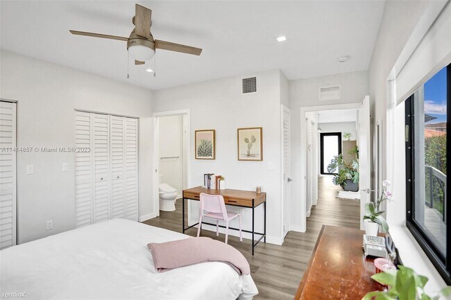 Building Photo - 1 br, 1 bath House - Shady Grove