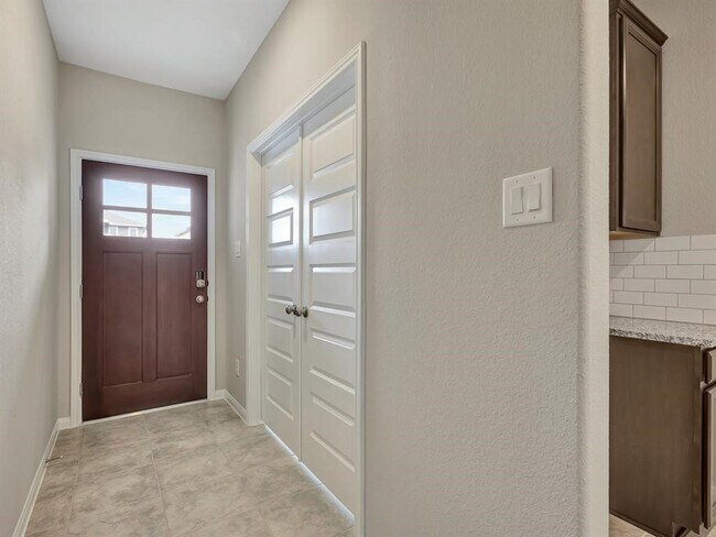 Foto del edificio - 13119 Everpine Trl