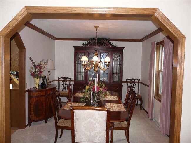 Foto del edificio - 7409 Sawmill Rd