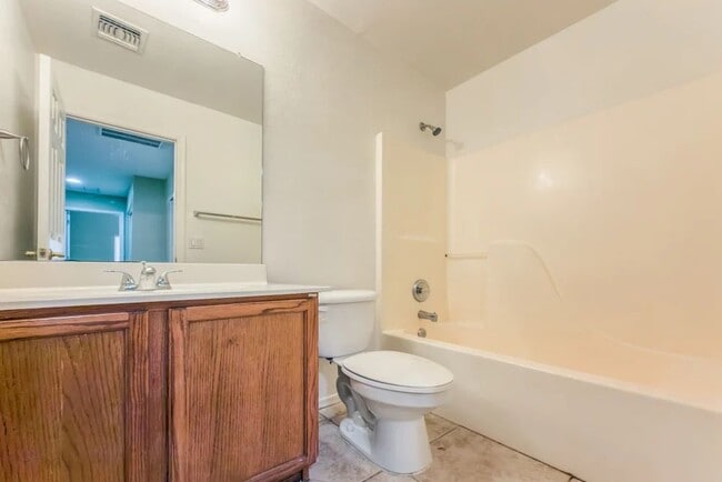 Foto del edificio - 2720 E Concho Ave